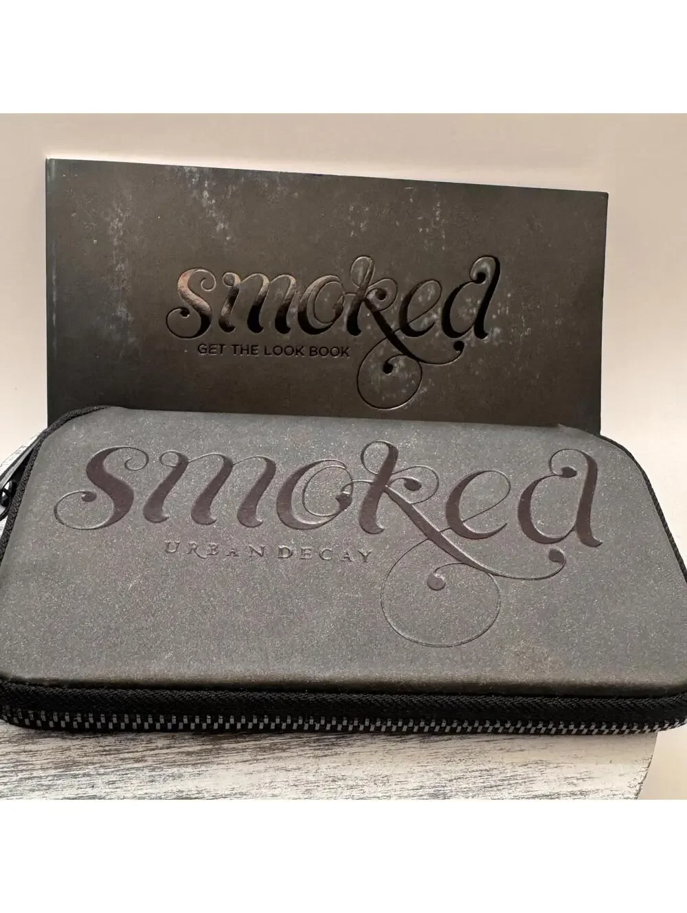 Urban Decay SMOKED Eyeshadow Palette RARE Brand New w/ Look Book BNWOB